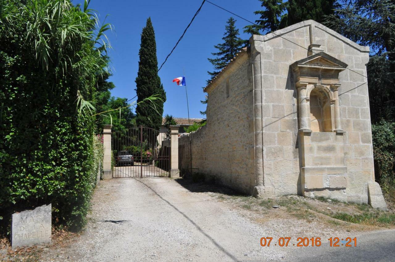 Mas De La Chapelle Sainte-Elisabeth Villa Tarascon Luaran gambar